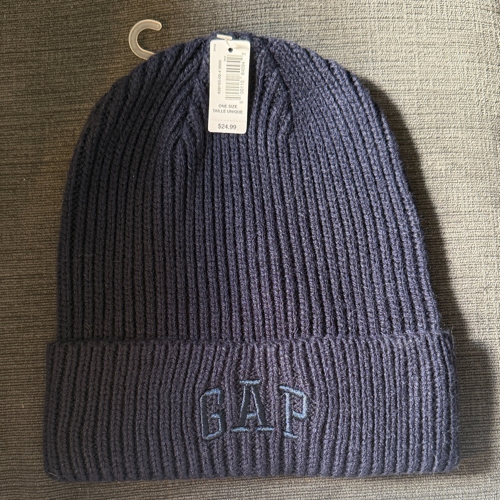 GAP Men's Dark Blue Ribbed Beanie
